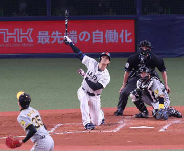 大谷翔平のＷＢＣ参戦は実現するか…伝説の〝片ヒザ弾伝説〟京セラで「看板直撃」が待望される理由