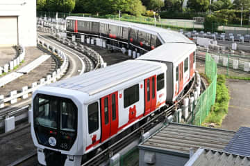 アルバルク東京×ゆりかもめ、特別装飾車両「TOKYO GO」を11月1日から運行。新橋～豊洲間