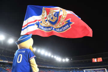 “拡大路線”のJリーグ…停滞は下部リーグ行きを意味　横浜FMの身売り騒動でどうなる