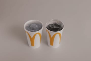 日本マクドナルド／ストローなしで飲めるフタへ変更、年6600トンのプラ削減へ