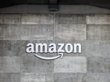 アマゾン「史上最大3万人リストラ」報道。ホワイトカラーがオワコンになる時代