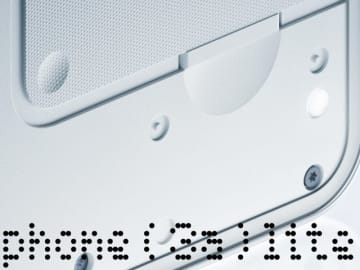 Nothing、低価格スマホ「Phone (3a) Lite」を10月29日に発表へ　透明デザインは健在