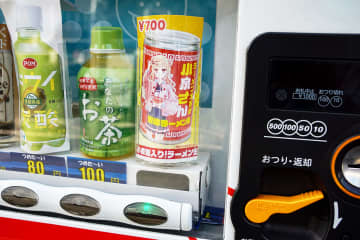 「ラーメン大好き小泉さん」コラボのラーメン缶が販売中、蔵前橋通りに「松崎珈琲」オープン、うどんと蕎麦の「嘘のよ～な」コラボつけ麺が登場など～ 最近の秋葉原 飲食店編～