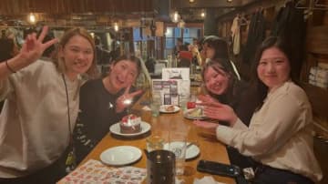 池江璃花子「勝手に涙が…」友人からの“感激サプライズ”に本音　ファンから温かい声続出「がんばった分だけ涙が出ちゃうんですよね」