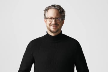 ゼンハイザー、弟・アンドレアス氏の単独CEO体制に。共同CEOの兄・ダニエル氏は会長へ