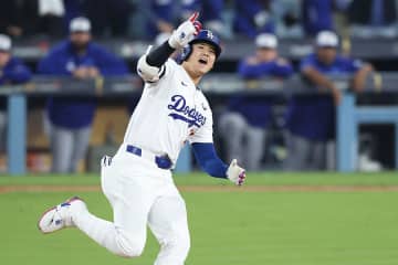 大谷の衝撃2発直後、ベンチでひと際目立った男　同僚のリアクションに反響「めっちゃ吠えてる」