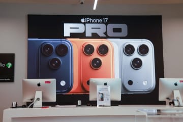 iPhone 18 Proのカメラ、可変絞りと大口径レンズで画質強化か