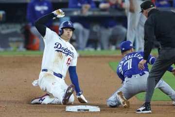 「二塁付近に塩を撒いて」　大谷翔平の異変に騒然、昨年の悪夢が「フラッシュバックする」