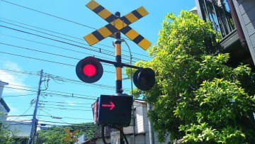 神奈川・大和の小田急線踏切で人身事故　相模大野ー大和間で一時運転見合わせ　9200人に影響