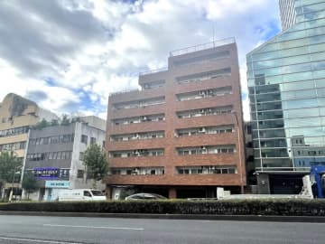 藤和高輪台コープ 8階｜「高輪台」駅徒歩3分。利便と寛ぎの両立。専有面積119㎡・26帖のLDK・67㎡ルーフバルコニー付のゆとりの都心生活。4方開口部ありの陽当たり良好な最上階住戸