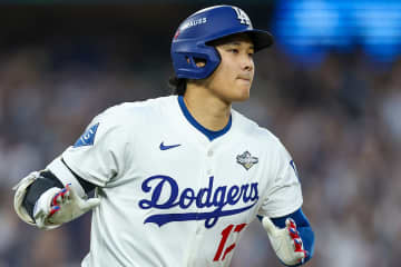 もはや不滅の伝説になるか。死闘の17回裏、大谷翔平は四球で”９打席連続出塁”【ワールドシリーズ第３戦・ブルージェイズ戦】