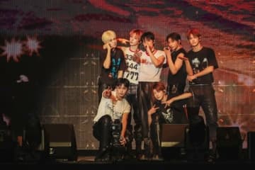 NEXZ、思わず涙も…デビュー後初の韓国単独コンサートが成功裏に終了「夢に向かって一緒に走っていこう」