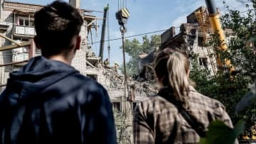 国連報告書、ロシアの戦争犯罪を非難　ドローン攻撃と民間人の強制移送で