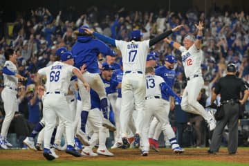 ドジャースが劇的サヨナラで死闘制す　大谷翔平が1試合2発&4安打で雄たけび連発　延長18回にフリーマンがV弾