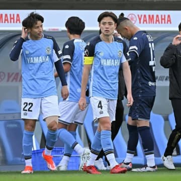 「2025シーズンの様々な想いがしみこんだユニフォーム」J２磐田は来年の百年構想リーグで今季モデルを継続使用。26-27シーズンの新キットは着々と準備中