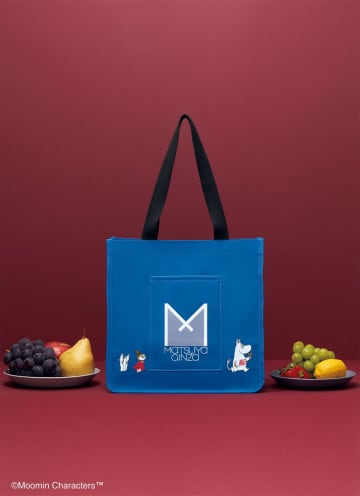 ムーミン×松屋銀座の大容量ショッピングトート。昭和後期の紙袋デザインを復刻