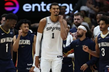 「この活躍はハードワークの賜物」好調ウェンバンヤマを元選手が絶賛「シャックとKDのコンボ」＜DUNKSHOOT＞