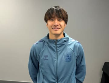 「全く浮かれていない」英２部首位クラブで躍動する29歳日本人、チェルシー英雄の“マジック”で変貌。４年間招集なしの日本代表への思いも吐露「プレミアで通用すると証明しないと…」【現地発】