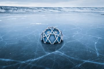 【世界同時発売】極限に挑むドイツ製テントが進化！HEIMPLANET「MAVERICKS BLUE ICE」11/1限定発売！最大風速180km/hに耐える最強シェルター！