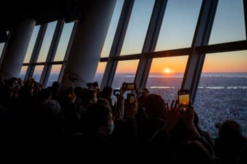 【先着順】東京スカイツリー「初日の出特別営業」12/1販売開始！限定800名！海外向け英語サイトでも予約可能に！