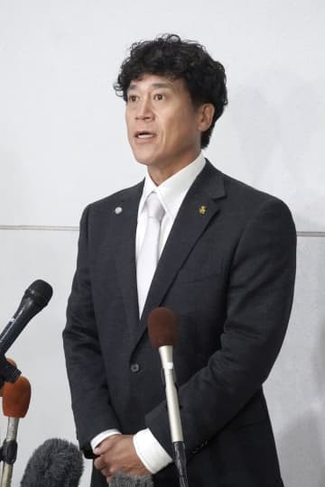 ソフトバンク、佐々木の父と面会　城島CBO「高く評価」