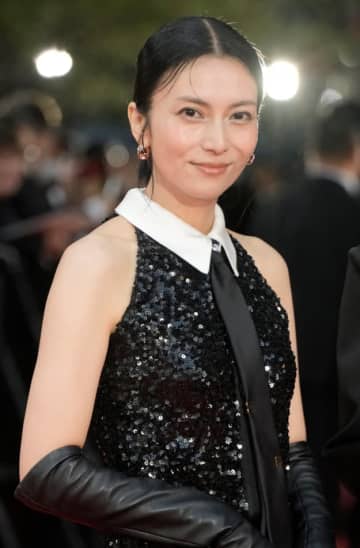 「姉妹みたい」柴咲コウ、人気俳優との2ショットに「女神が2人」「激萌え案件」と大反響