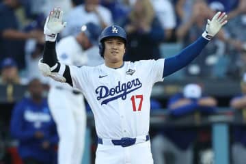 死闘、大谷ドジャース戦の客席にいた超大物たち「マジで…」「彼が大好きなの」米中継で抜かれる