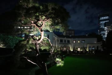 トランプ氏、財界人と懇談　「自動車やコメ輸入、うれしい」