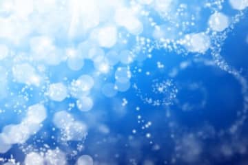 《入場無料》県内最大級の屋外大型ツリー！音楽と連動する幻想的な演出も♪「エイスクエア クリスマスイルミネーション2025」開催★【11/8〜12/25】