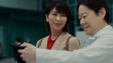 阿部サダヲ＆松たか子 “何度も夫婦役を演じた二人”がCM初共演！監督からは「一緒に歩いてる時とかそんなにくっつかないで」
