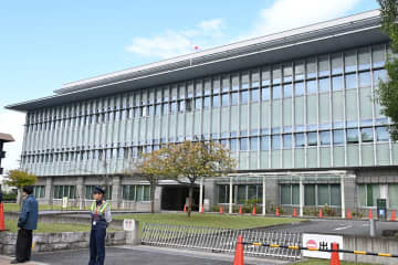 山上徹也被告初公判　ロン毛より気になった「内面」の変化　鈴木エイト氏が指摘