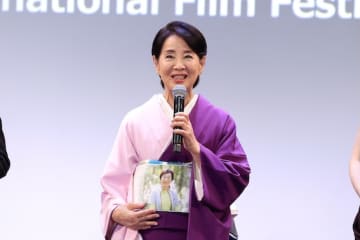 「日本でレッドカーペットを歩くのはほぼ初めて。やはり日本は格別でした」吉永小百合が語る挑戦と感謝の夜