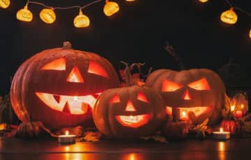 ハロウィンで仮装するのはなぜ？かぼちゃは何のため？知られざるハロウィンの起源とは