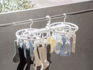 ニトリ、洗濯物取り込みやすい回転ハンガー