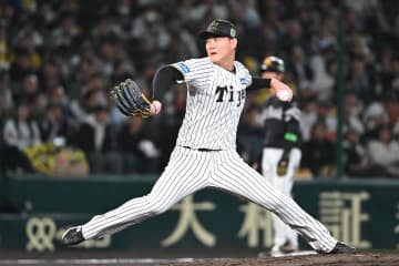 【阪神】及川雅貴　ピンチから回またぎで好救援　一死一、三塁を併殺で火消し