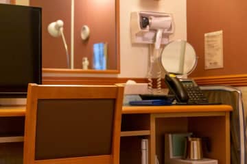 「洗う必要もないし」→「絶対にやめて！」　ホテルスタッフが悲鳴……備品の間違った使い方に注意喚起　やってはいけないNG行動とは