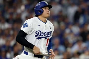 「100％ではないけども…」気になる大谷翔平の足の状態に田口壮氏が見解。初打席の出塁後はカウント３－２から盗塁せず「普通だったら走ってもいいカウント」