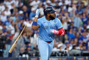 ブルージェイズの主砲ゲレロJr.がPS7号の逆転2ラン！　大谷翔平からワールドシリーズ初アーチ