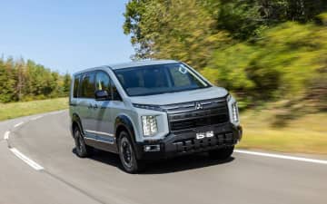 三菱自動車、「デリカD:5」大幅改良で「S-AWC」搭載 今冬発売を予告