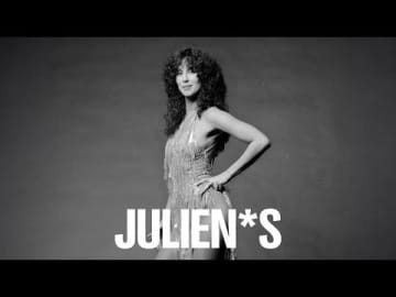 大胆な豪華さ： Bob Mackie、ステージ・グラマーとクチュール・エディット