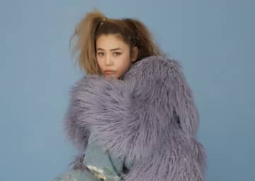 Chara「昔のテレビ番組見つけた」30年以上前の貴重映像「懐かしいー！」「わたし映ってますーー！」