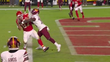 チーフスQBマホームズがフランチャイズのTD記録に並んだTEケルシーを称賛