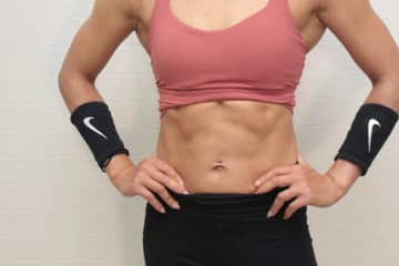 【8分】お腹に縦スジ入れるならコレ！「腹筋に縦線入ってきた」「ほぼ毎日やってる」