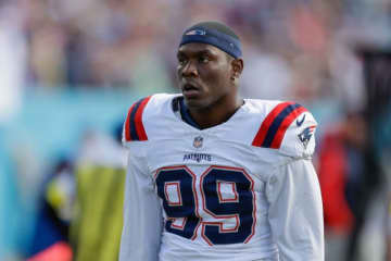 49ersがペイトリオッツとのトレードでDEホワイトを獲得