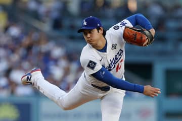 ドジャース・大谷翔平、WS初登板は7回途中4失点　延長18回フル出場の翌日に二刀流も、ゲレロJr.に逆転被弾
