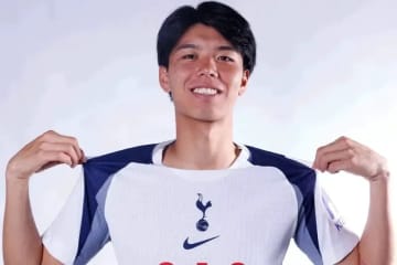 トッテナムDF高井幸大のデビューは再び不透明に？　ドラグシンは来月に復帰の可能性