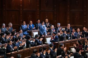 「希望は戦争」でないことを祈る　英国の元首相と日本の新総裁　　　　