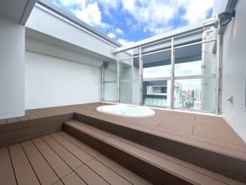 ワールドシティタワーズキャピタルタワー 40階・41階｜「天王洲アイル」駅徒歩7分。「品川」駅徒歩圏。レインボーブリッジ・東京タワー・スカイツリービューの最上階ペントハウス・プレミアムメゾネット。スカイジャグジー完備。