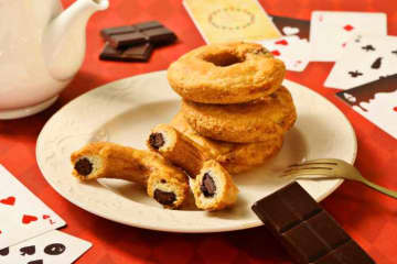 ハートブレッドアンティークの「魔法のチョコパイリング」がリニューアル♡サクサク食感と甘い魔法をお届け