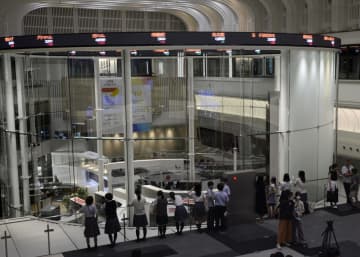 東証終値、5万1307円　史上最高値更新、1088円高